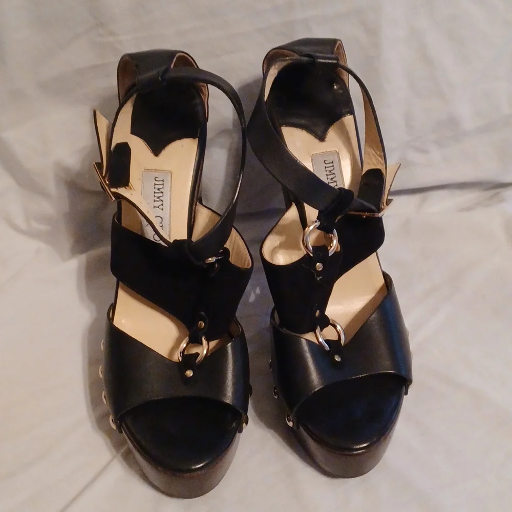 Jimmy Choo - Picture 1 of 4